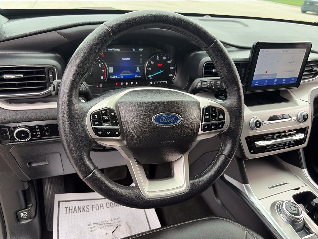 Used 2024 Ford Explorer XLT w/ Equipment Group 202A AWD/4WD image 19