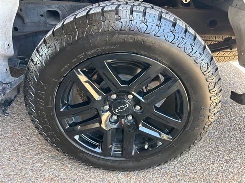 Used 2022 Chevrolet Silverado 1500 Custom w/ Rally Edition RWD image 16