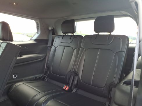 Used 2021 Jeep Grand Cherokee L Limited AWD/4WD image 12