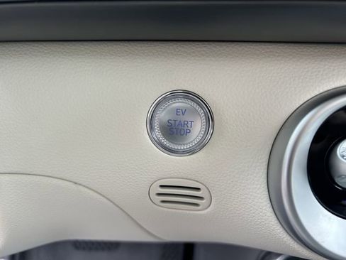New 2026 Genesis GV60 RWD image 36