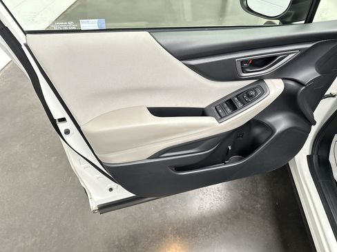 Used 2024 Subaru Forester AWD/4WD image 15