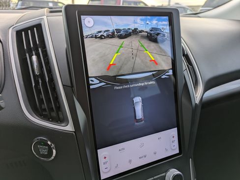 Used 2024 Ford Edge SEL image 25