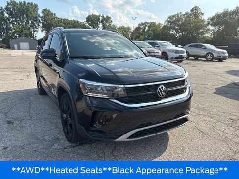 Used 2023 Volkswagen Taos SE AWD/4WD image 4