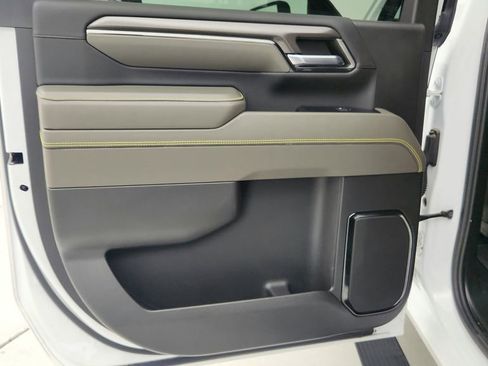 Used 2024 Chevrolet Silverado 2500 ZR2 w/ ZR2 Bison Edition image 29