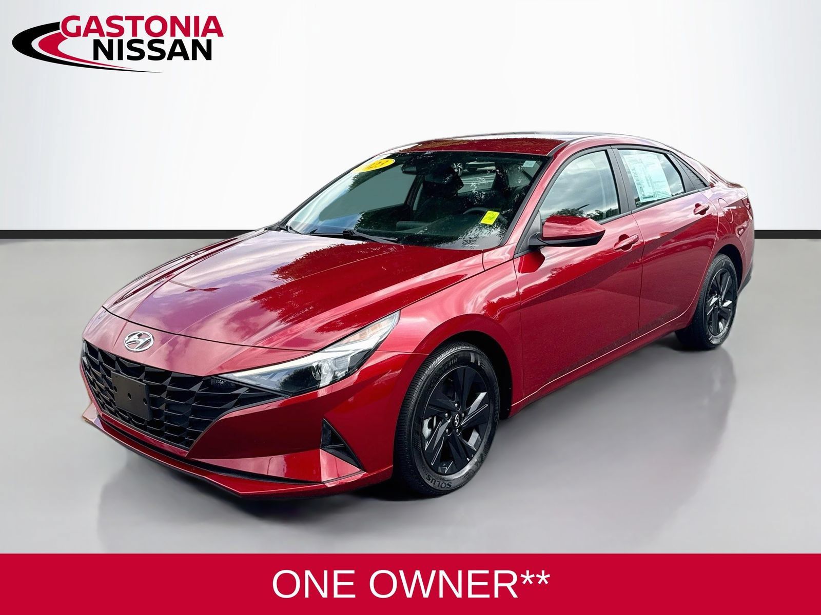Used 2023 Hyundai Elantra SEL FWD image 3