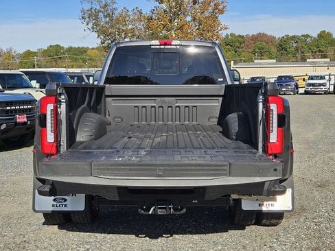 New 2026 Ford F450 Platinum w/ Platinum Plus Package AWD/4WD image 9