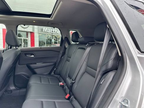 Certified 2023 Nissan Rogue SV w/ SV Premium B Package AWD/4WD image 15