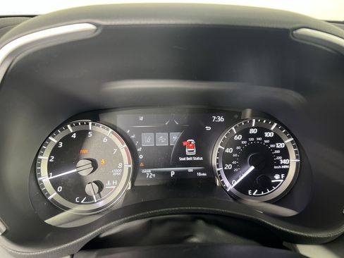 Used 2023 Toyota Highlander XLE FWD image 26