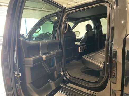 Used 2019 Ford F150 Lariat w/ Equipment Group 502A Luxury AWD/4WD image 13