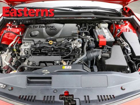 Used 2021 Toyota Camry SE w/ Cold Weather Package image 7