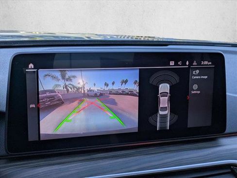 Used 2023 BMW 530i w/ Convenience Package image 13