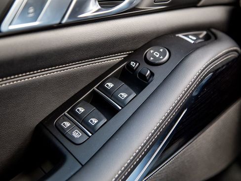New 2026 BMW X7 M60i AWD/4WD image 19