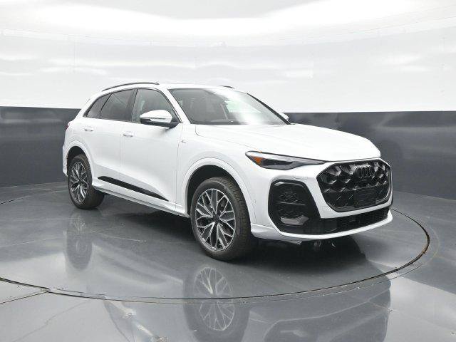 New 2026 Audi Q5 Premium Plus AWD/4WD image 1