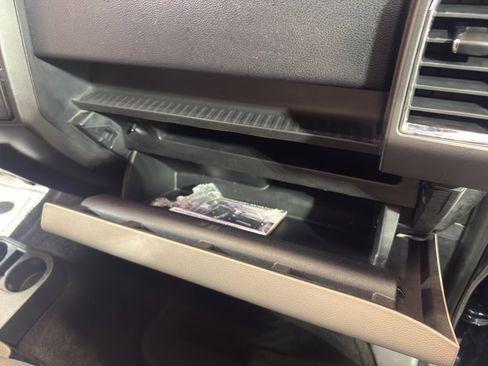 Used 2017 Ford F150 XLT w/ Equipment Group 302A Luxury image 21