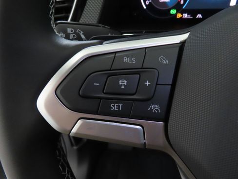 New 2026 Volkswagen Atlas Cross Sport SEL AWD/4WD image 14