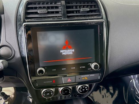 Used 2023 Mitsubishi Outlander Sport ES image 18