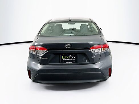 Used 2025 Toyota Corolla LE image 7