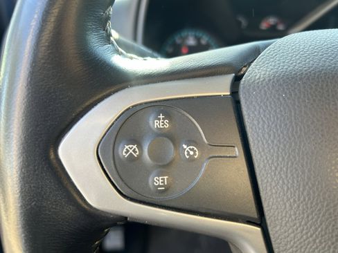 Used 2022 Chevrolet Colorado LT w/ LT Convenience Package image 18