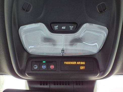 New 2026 GMC Canyon Elevation w/ Convenience Package image 17