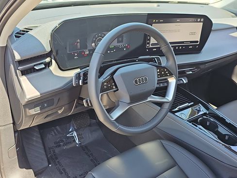 New 2026 Audi Q3 quattro 2.0T AWD/4WD image 17