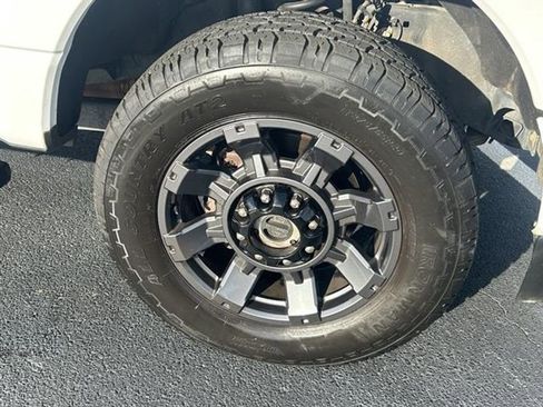 Used 2024 Ford F250 Lariat w/ Lariat Ultimate Package image 37