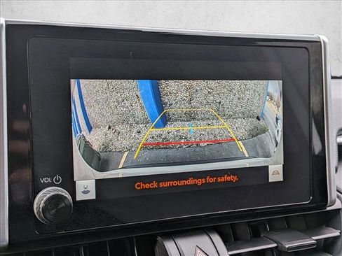 Used 2023 Toyota RAV4 XLE image 15