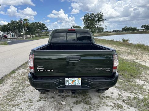 Used 2012 Toyota Tacoma PreRunner w/ TRD Sport Pkg RWD image 9