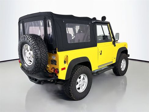 Used 1994 Land Rover Defender 90 image 9