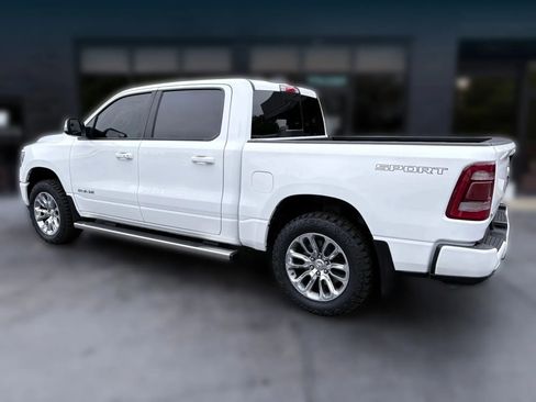 Used 2023 RAM 1500 Laramie AWD/4WD image 3