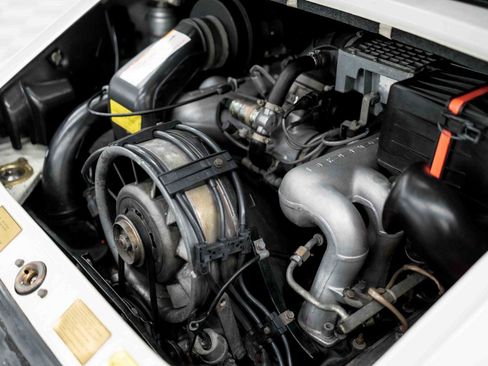 Used 1987 Porsche 911 Carrera RWD image 80