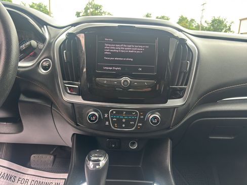 Used 2020 Chevrolet Traverse LS FWD image 22
