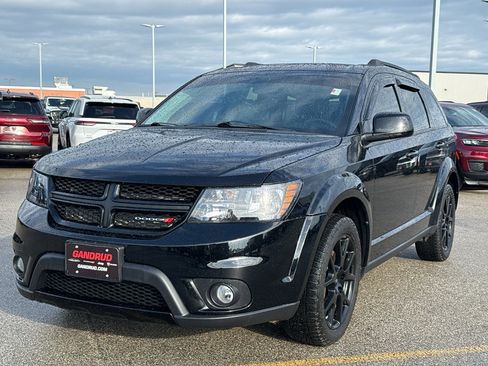Used 2018 Dodge Journey GT w/ Nav & Sun Group AWD/4WD image 2