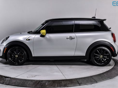 Used 2021 MINI Cooper SE w/ 8.8" Touchscreen Nav Package image 3