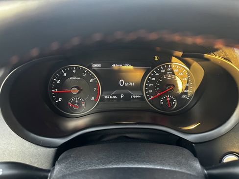 Used 2018 Kia Stinger GT2 image 33