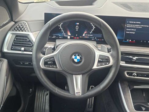 Used 2026 BMW X5 xDrive40i w/ M Sport Package AWD/4WD image 19