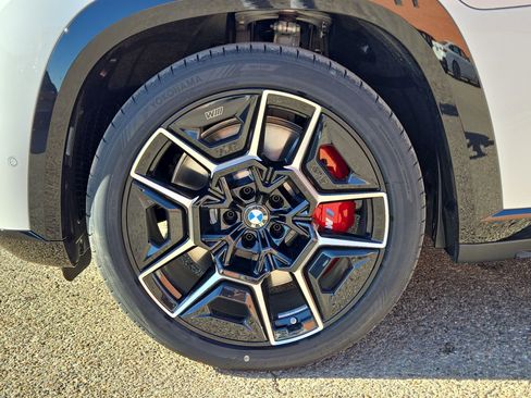 New 2026 BMW XM Label Red image 11