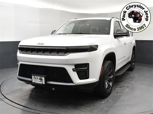 New 2026 Jeep Grand Wagoneer Limited image 2