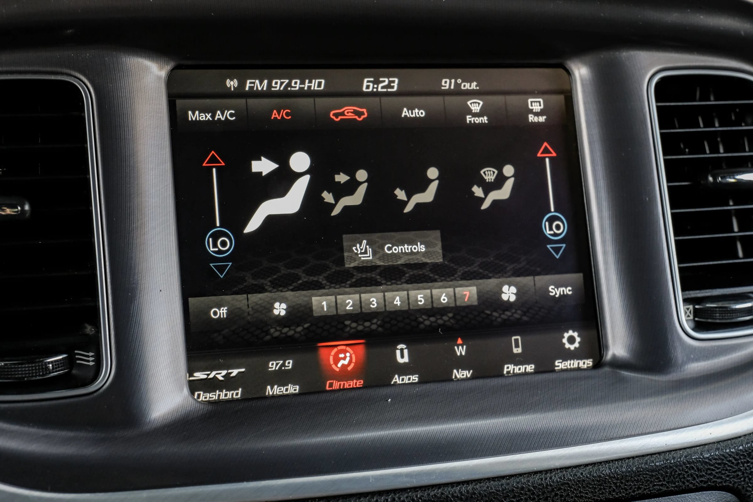 Used 2020 Dodge Charger Scat Pack w/ Navigation & Travel Group RWD image 36