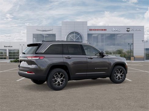 New 2025 Jeep Grand Cherokee Limited w/ Trailer Tow Package image 4