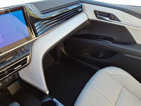 New 2026 Toyota Camry XLE image 18