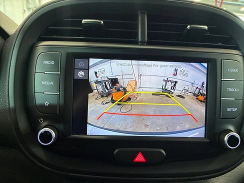 Certified 2023 Kia Soul LX w/ Option Group 015 FWD image 19