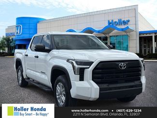 Used 2024 Toyota Tundra SR5 w/ SR5 Convenience Package AWD/4WD video 1