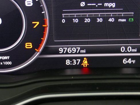 Used 2018 Audi Q5 2.0T Premium image 16