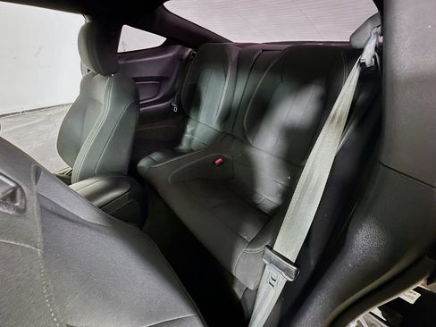 Used 2022 Ford Mustang GT w/ Black Accent Package RWD image 13