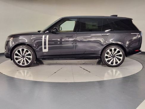 New 2026 Land Rover Range Rover Long Wheelbase Autobiography AWD/4WD image 5