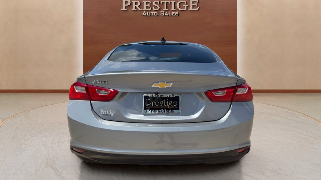 Used 2023 Chevrolet Malibu LS FWD image 23