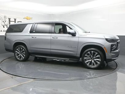 New 2026 Chevrolet Suburban High Country w/ Sun And Tow Package