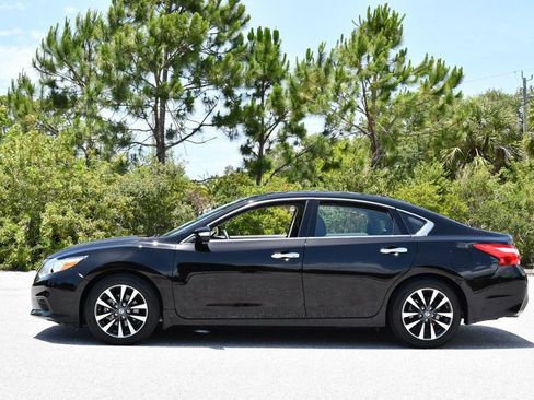 Used 2016 Nissan Altima 2.5 SL w/ Moonroof Package FWD image 24