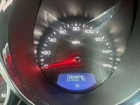 Used 2011 Cadillac CTS Sedan RWD image 18