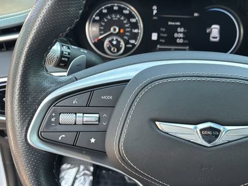 Used 2023 Genesis GV70 3.5T Sport w/ Sport Advanced Package AWD/4WD image 23